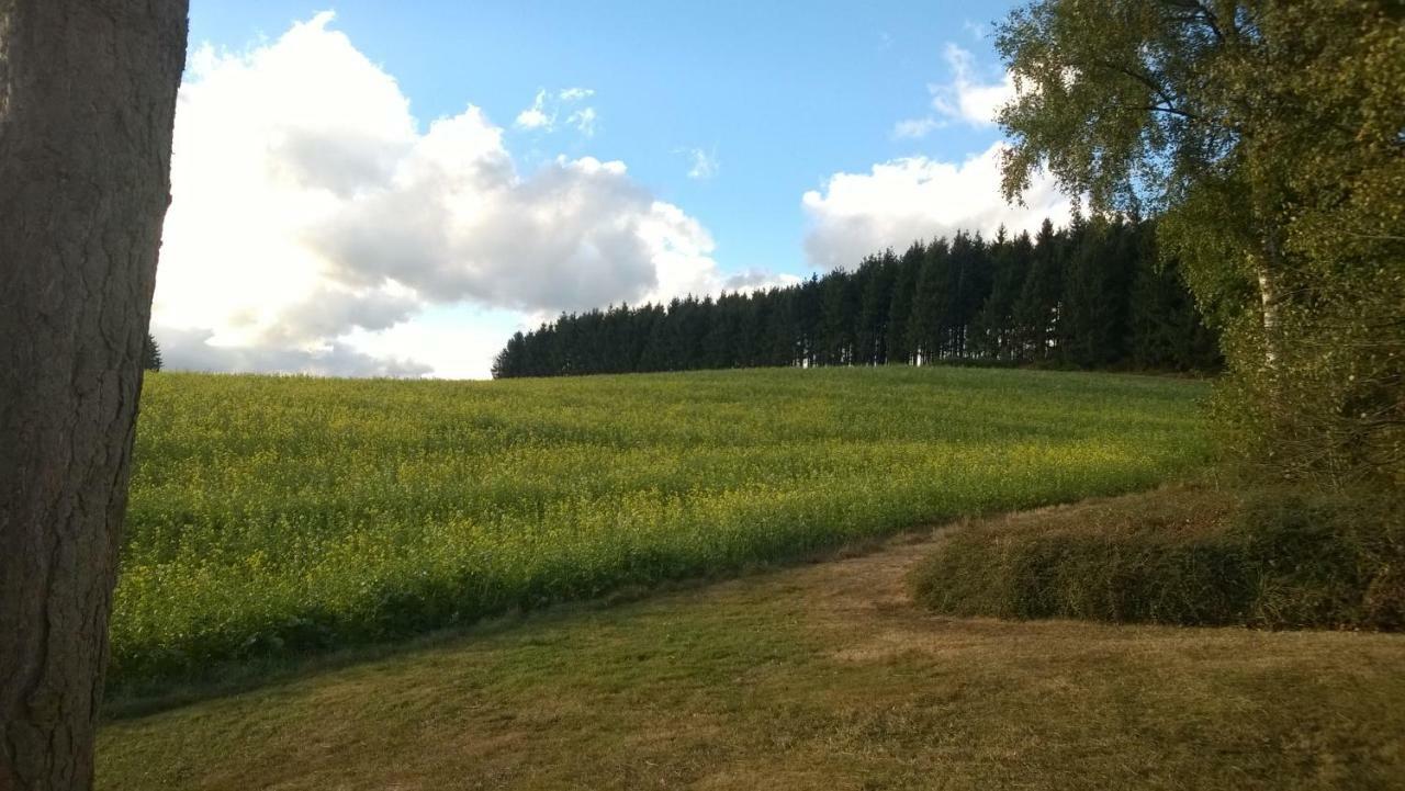 Blick In Die Suedeifel Бирсдорф Экстерьер фото